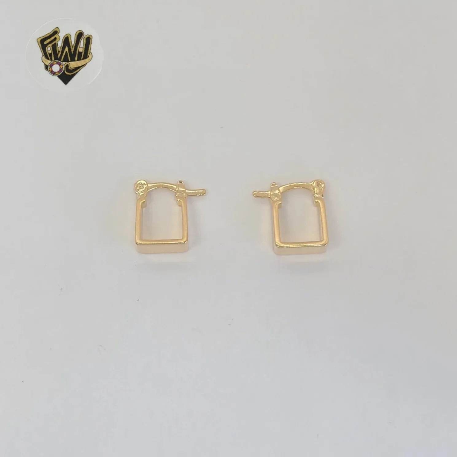 (1-2703-4) Gold Laminate - Squared Hoops - BGF