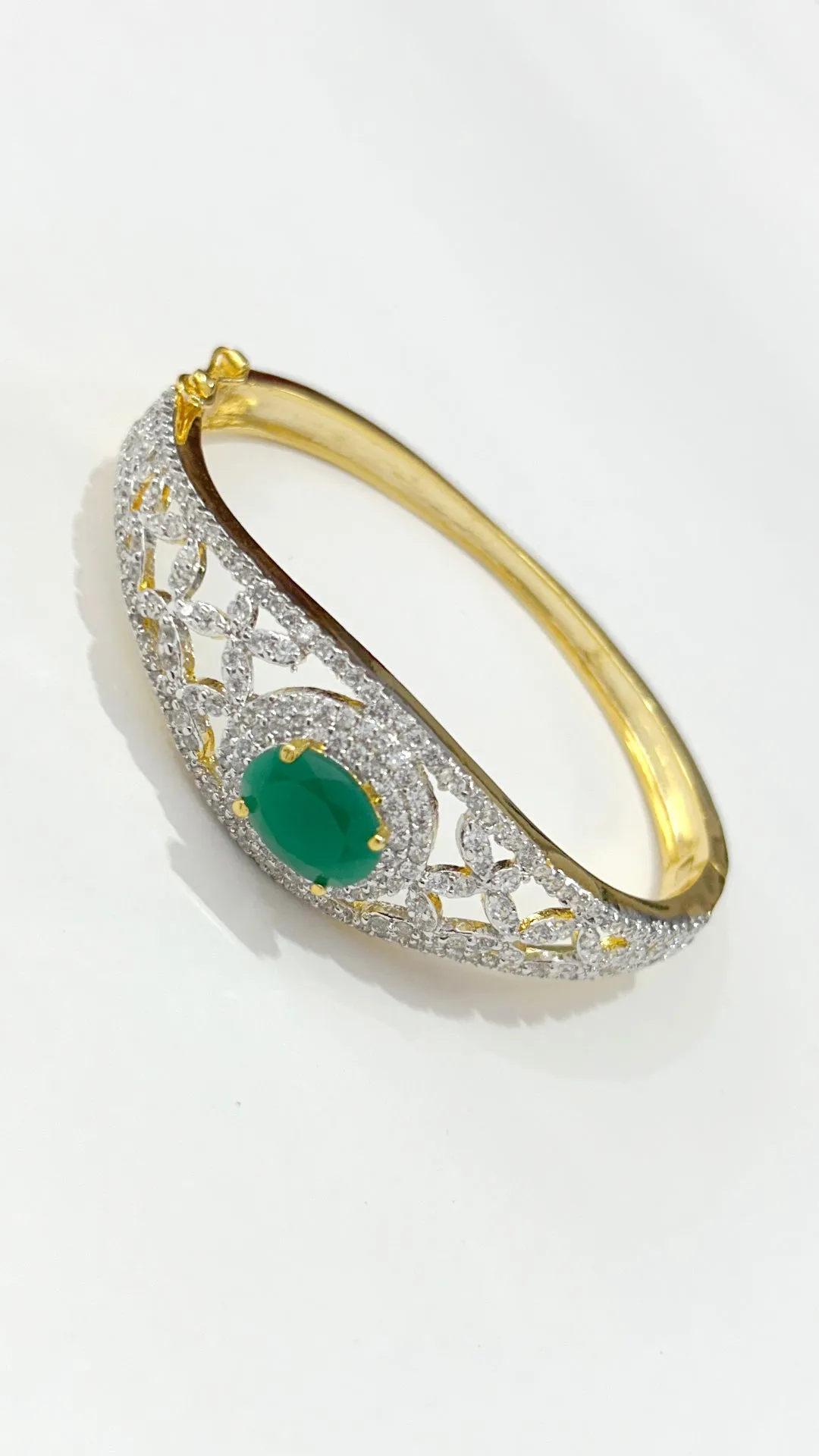 American Diamond & Semi-Precious Bracelet (D189)