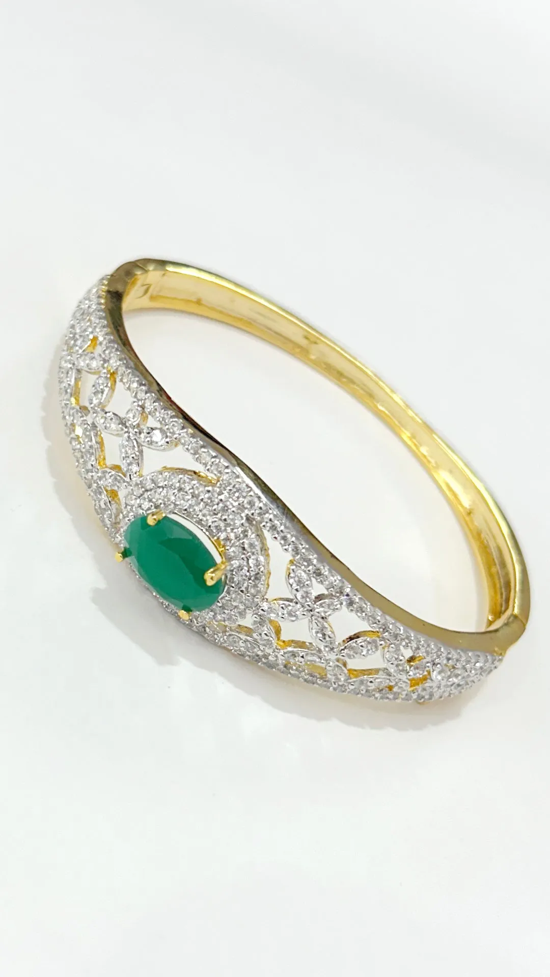 American Diamond & Semi-Precious Bracelet (D189)