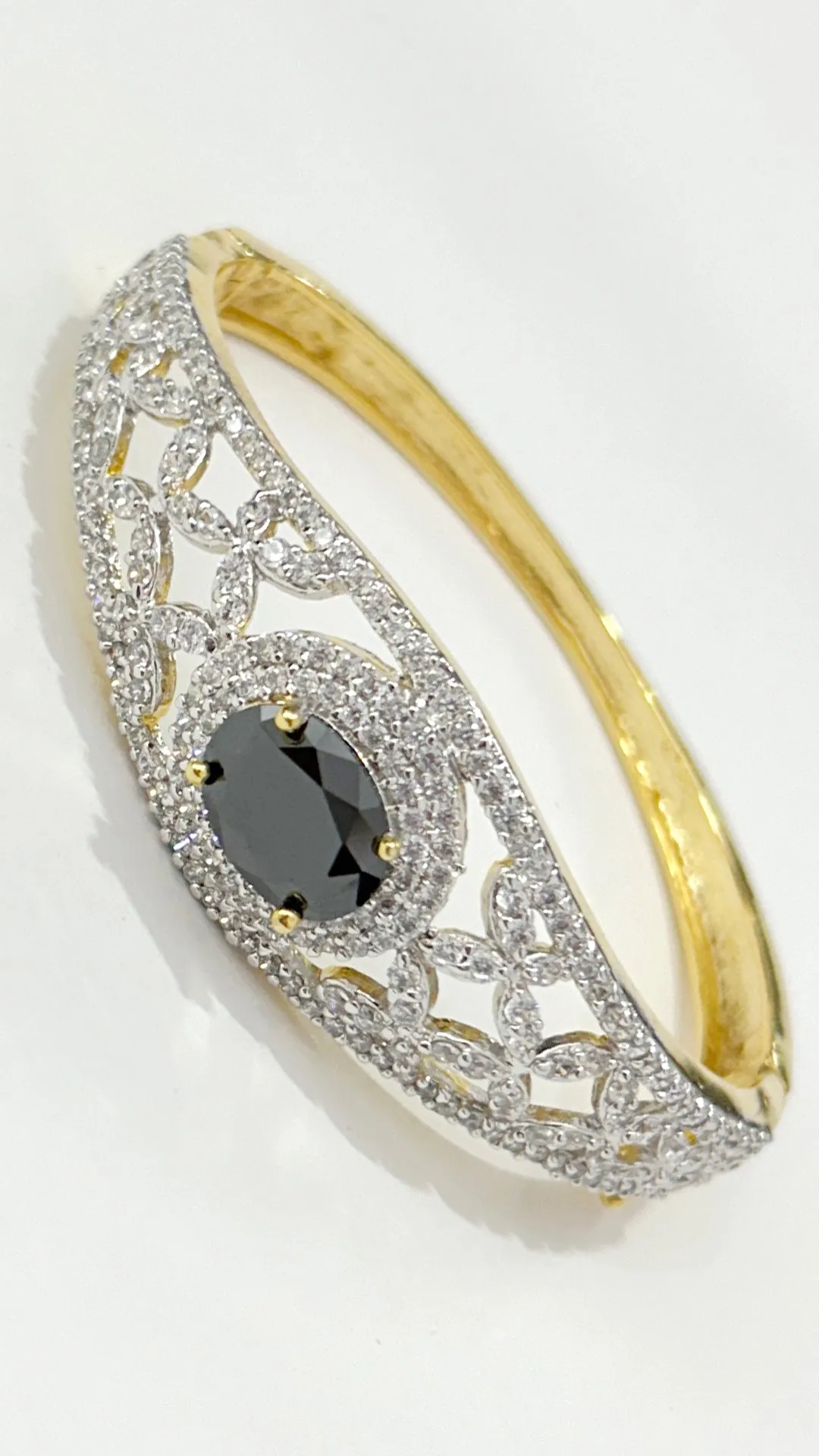 American Diamond & Semi-Precious Bracelet (D189)