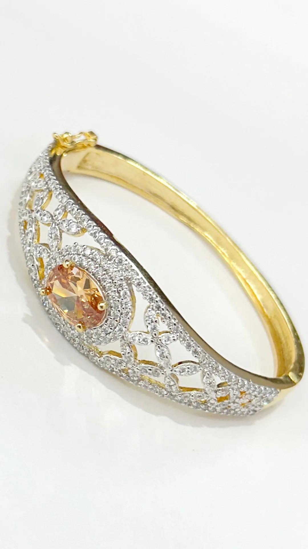 American Diamond & Semi-Precious Bracelet (D189)