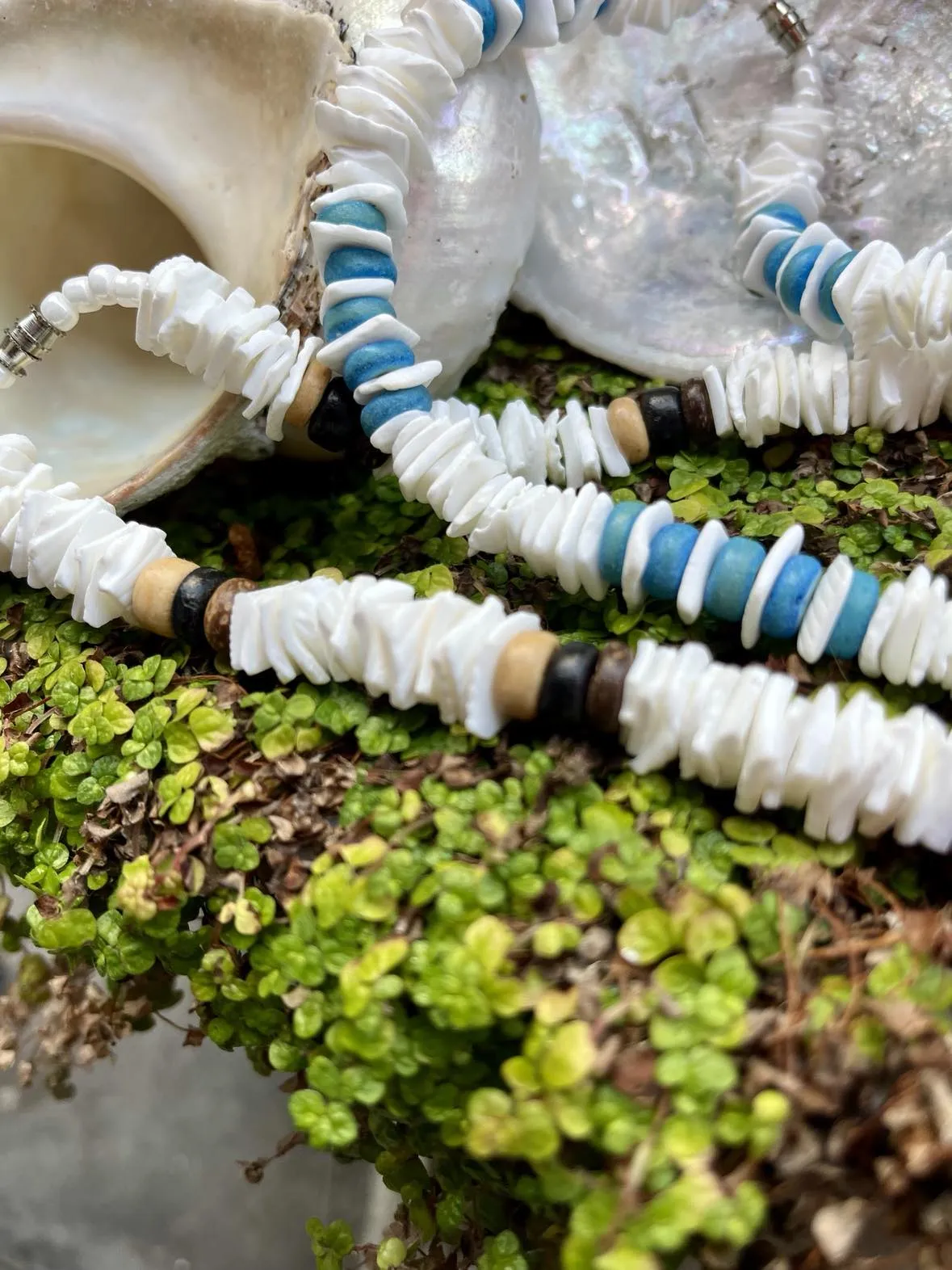 Chipped Puka Shell Choker