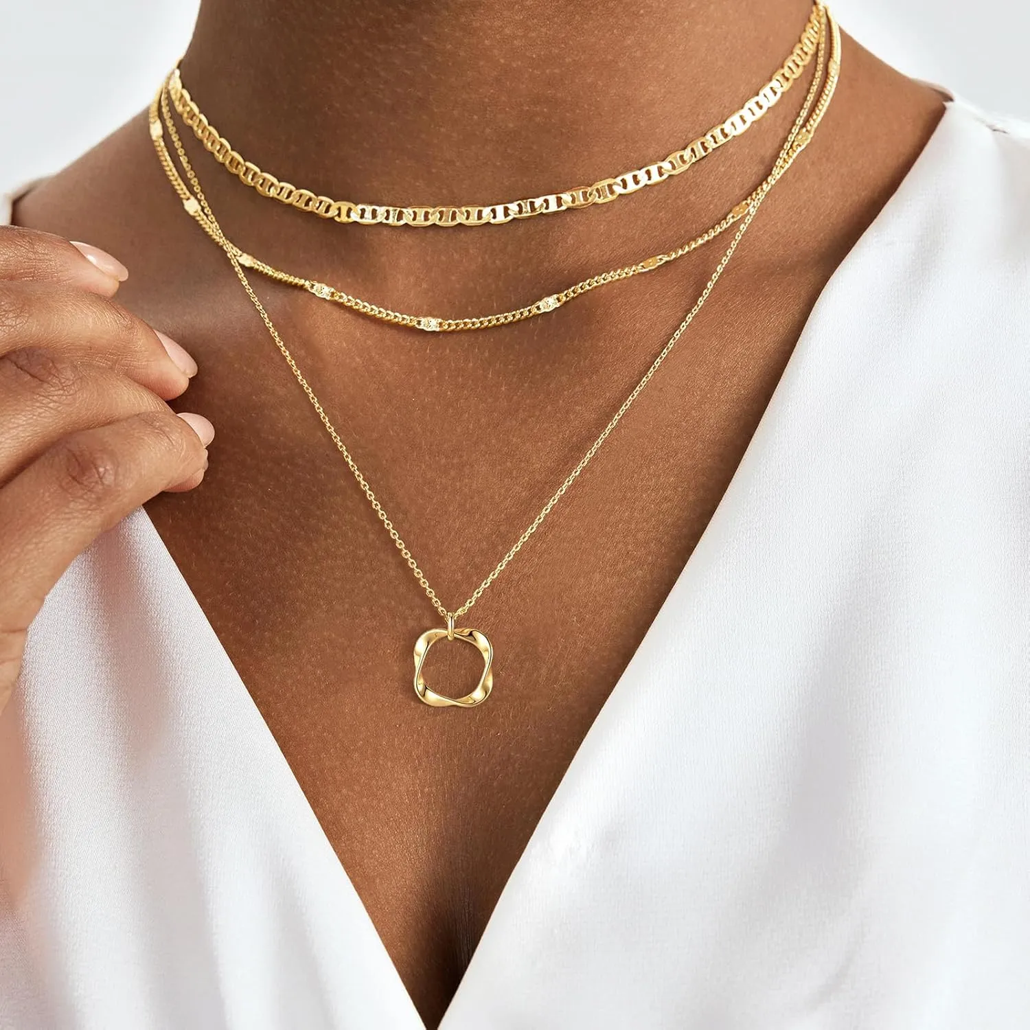 Gold Layered Necklaces for Women 14k Gold Plated Dainty Stackable Choker Necklaces for Women Trendy Layering Circle Paperclip Chain Cute Pendant Necklace Set Gold Jewelry for Women
