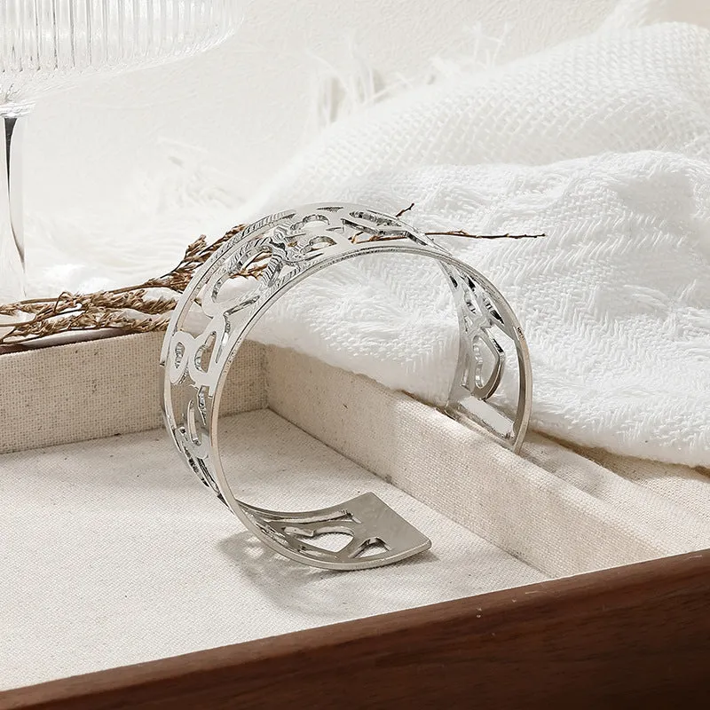 Heartfelt Hollow Love Metal Bracelet - European & American Fashion Jewelry