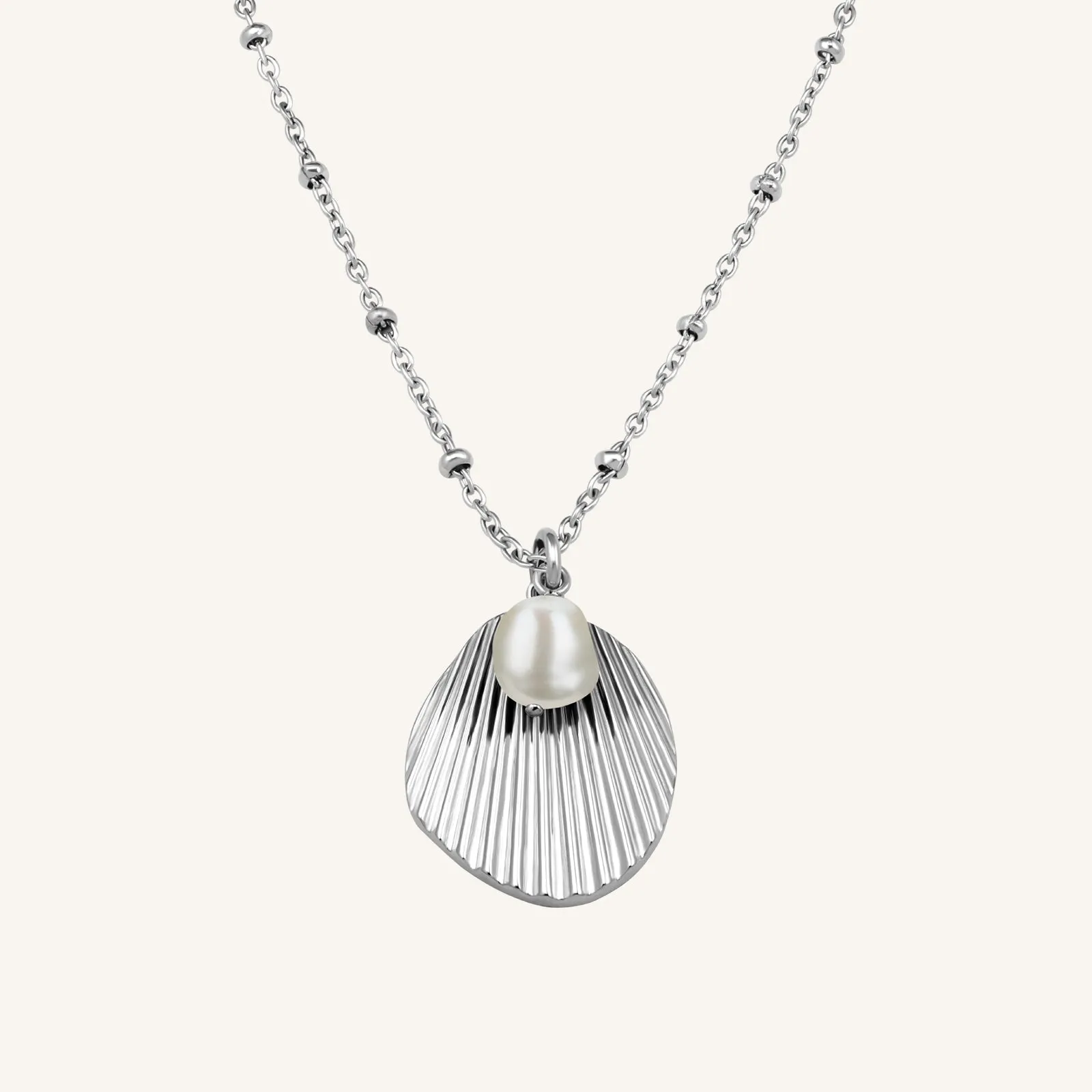 Shell and pearl necklace