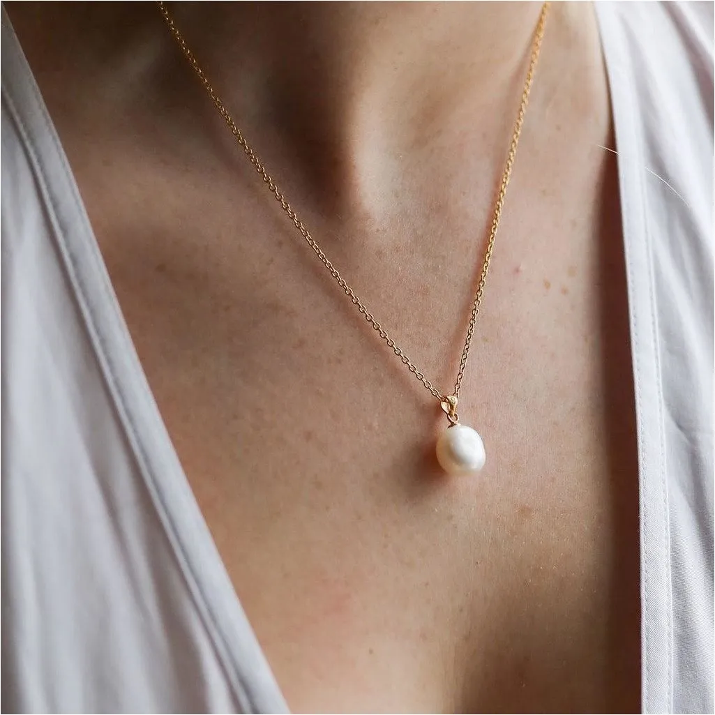 Triora Baroque Pearl & 18ct Gold Vermeil Pendant