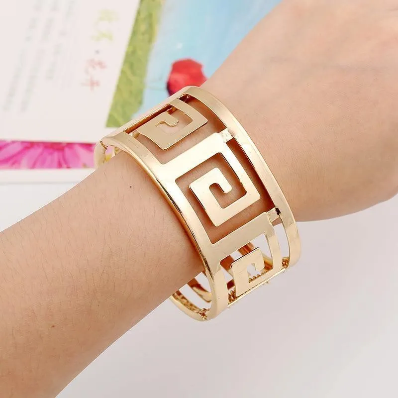 Versa Cuff Bracelet